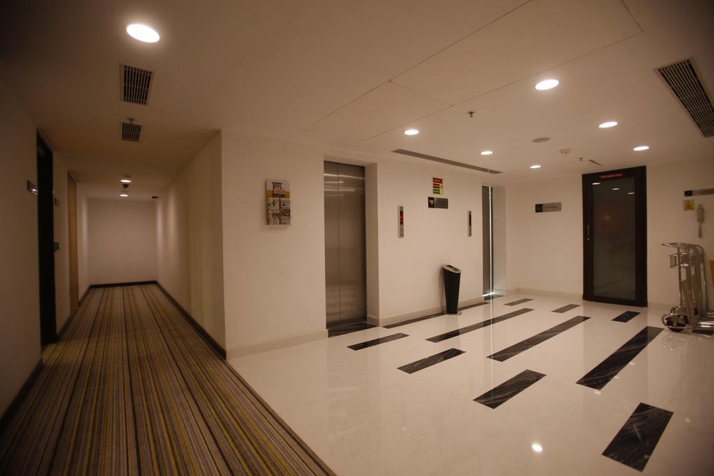 Keys Select By Lemon Tree Hotels, Whitefield, Bengaluru Extérieur photo
