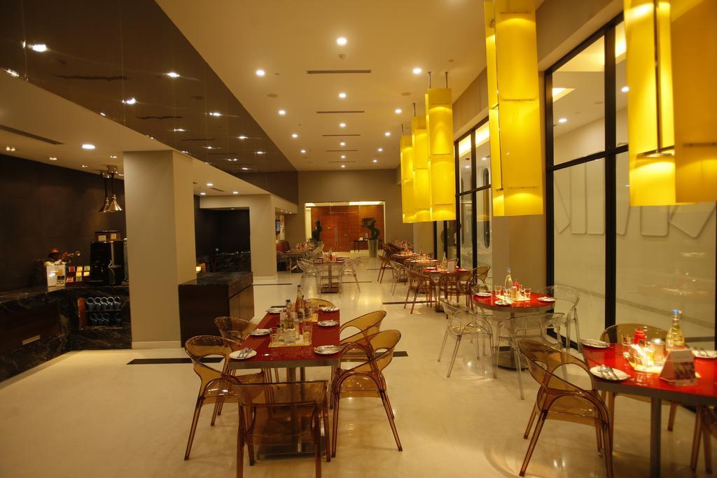 Keys Select By Lemon Tree Hotels, Whitefield, Bengaluru Extérieur photo